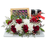 Red & White Roses Gift Hamper  سلة هدايا ورود حمراء وبيضاء